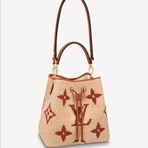 ISO!!!! Louis Vuitton NEONOE Raffia bucket bag